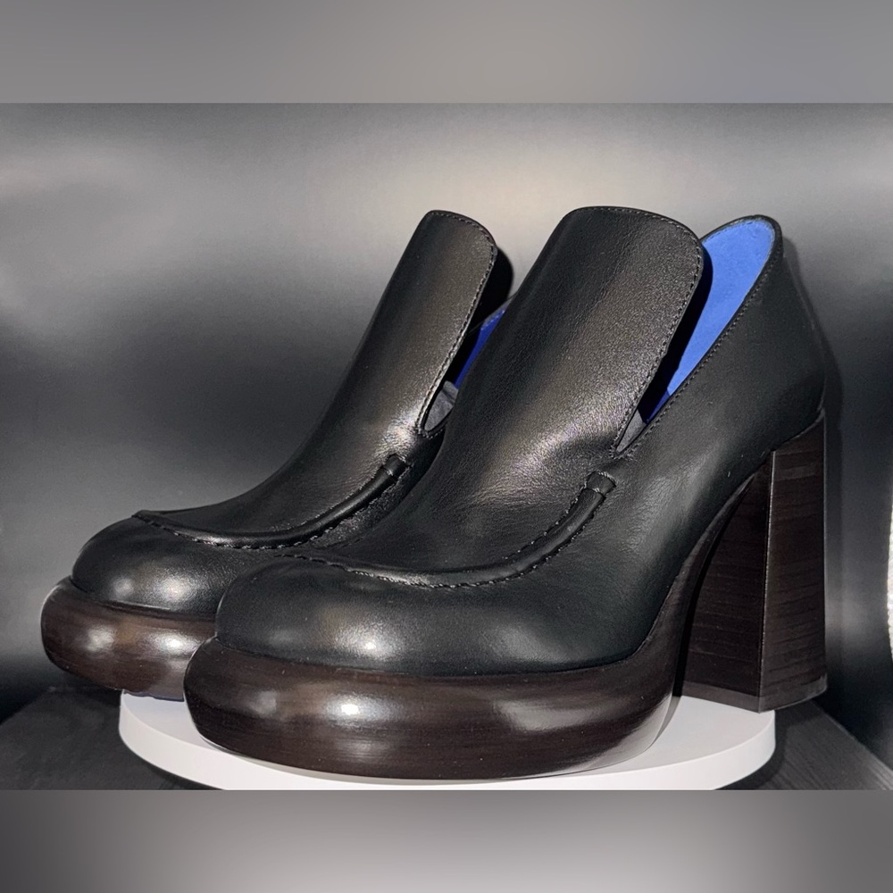 BURBERRY Block Heel Loafers | Women's EU37 - Picture 6 of 12